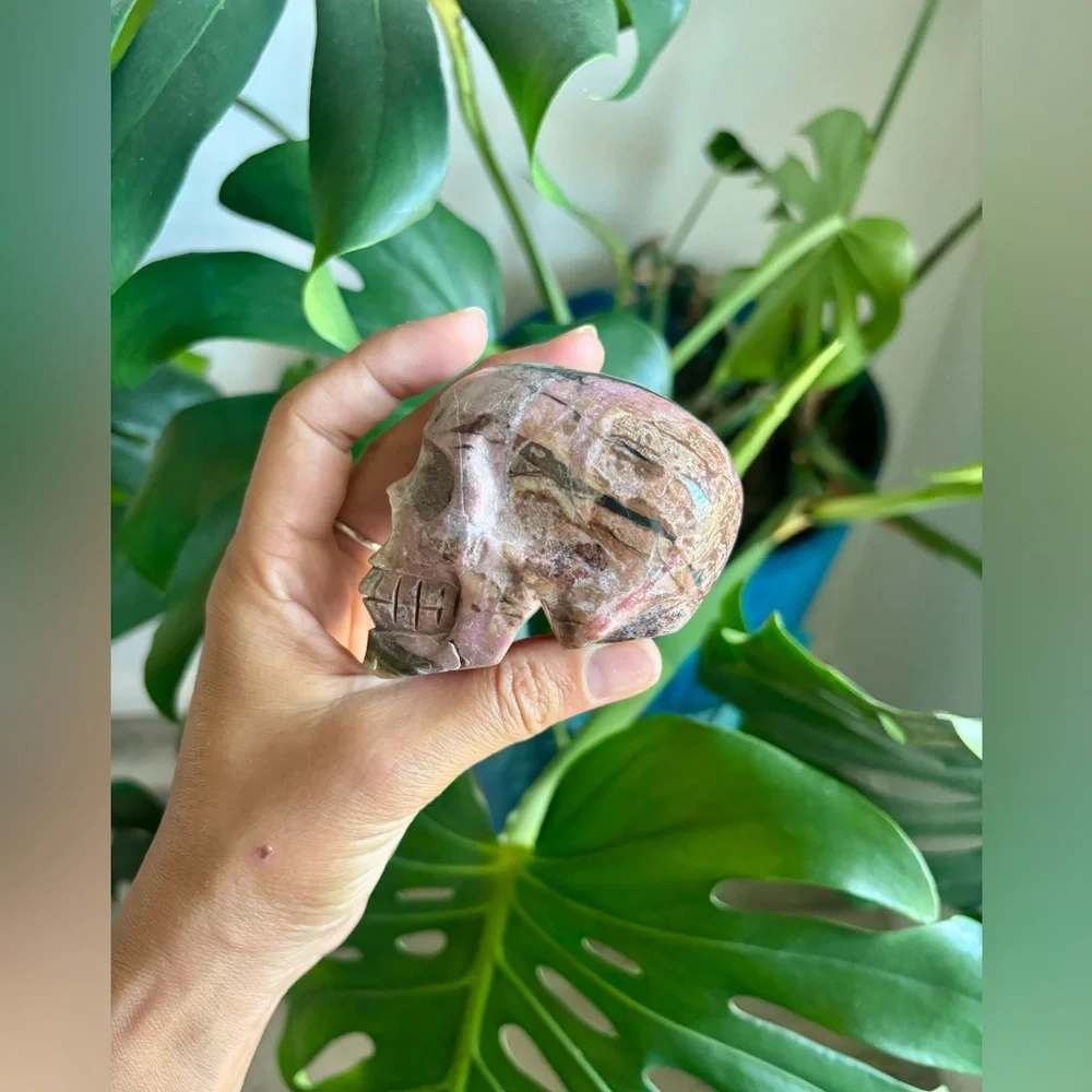 Rhodonite Skull Carving - Picture 2 of 5
